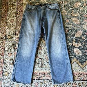 Lucky Brand 181 Relaxed Straight Light Wash Denim Jeans 7M11087 Sz 34 x 30